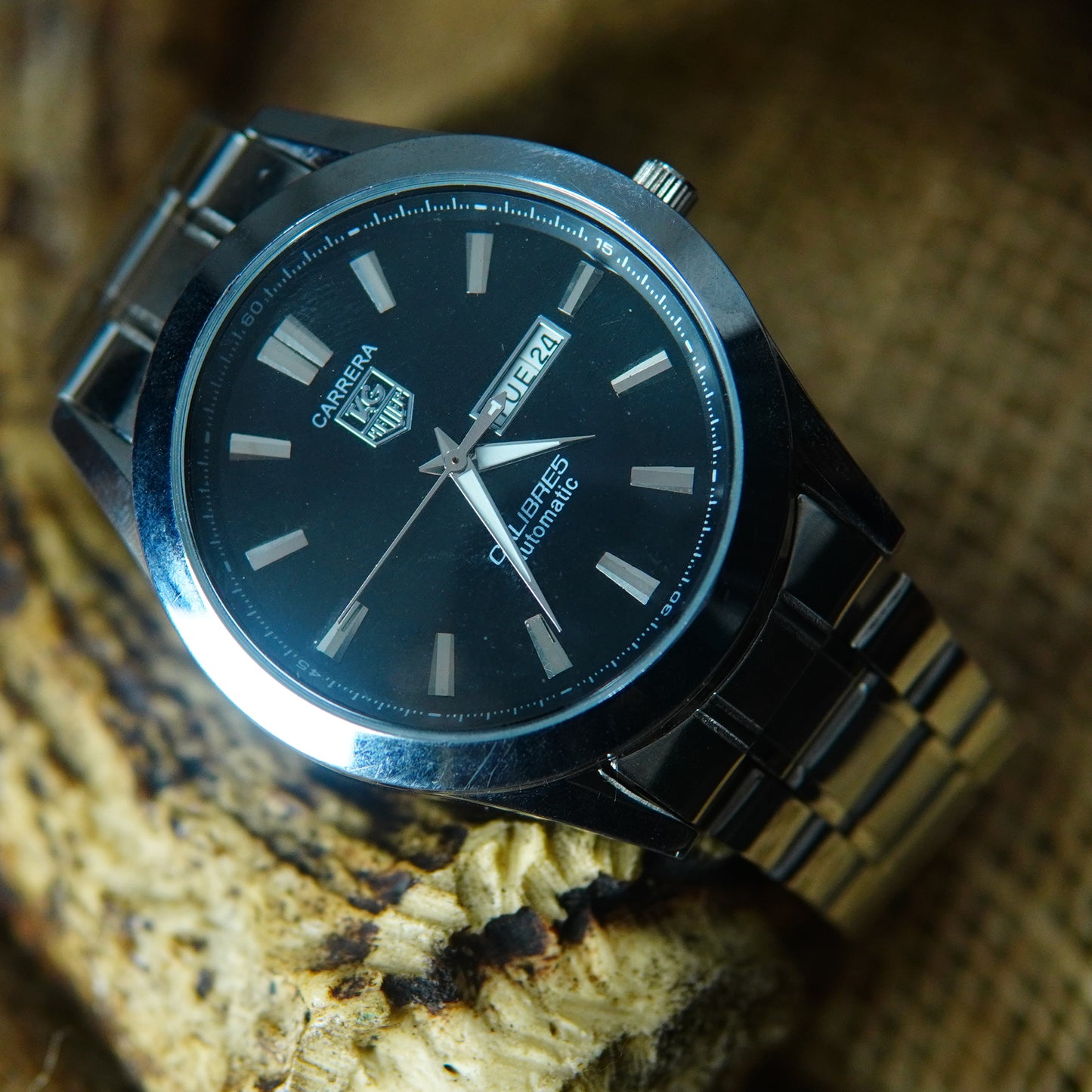 Carrera Calibre 5 – Luxury Swiss Watch M008
