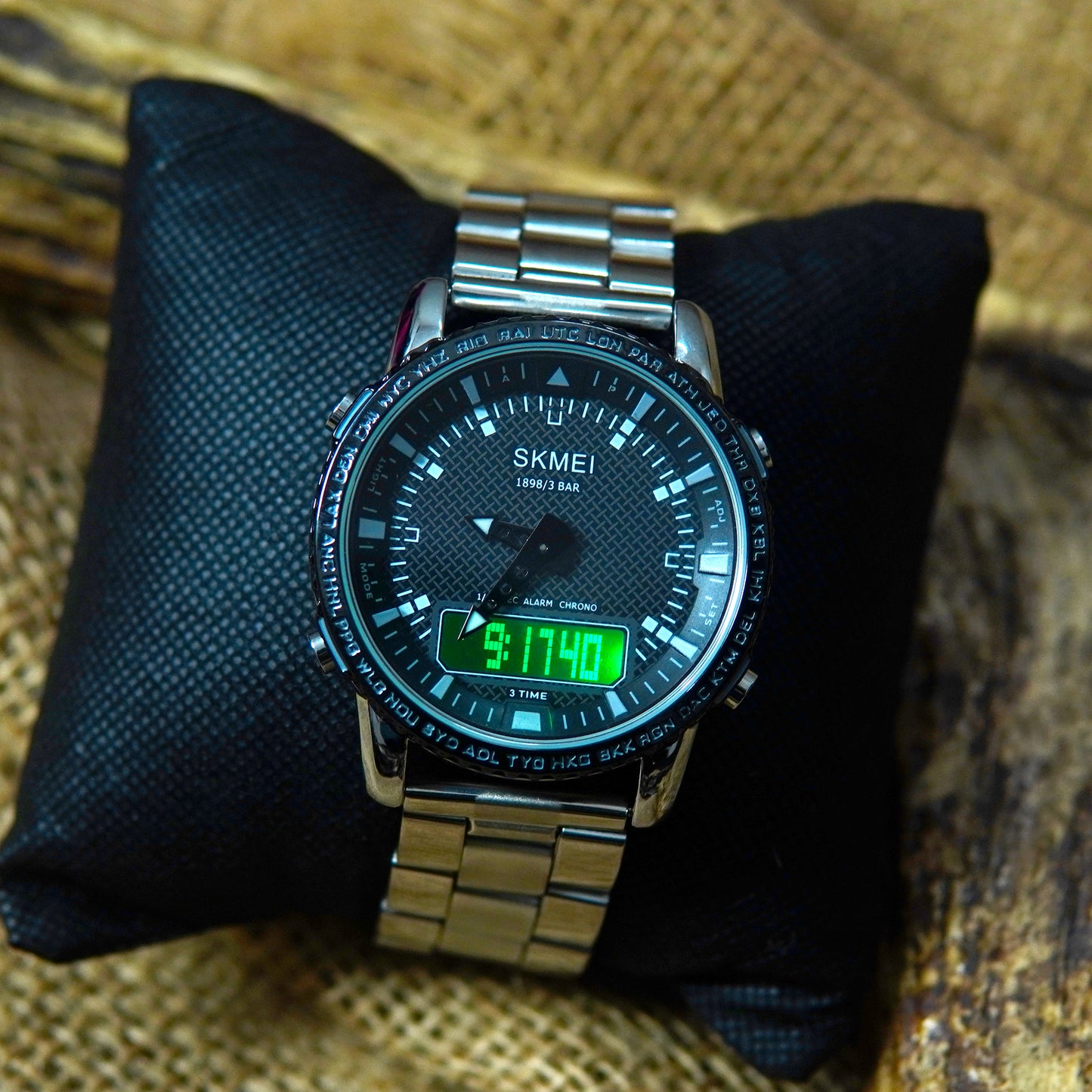 SKMEI 1898 Men’s Analog/Digital Sports Watch – STAINLESS STEEL CHAIN STRAP Watch M011