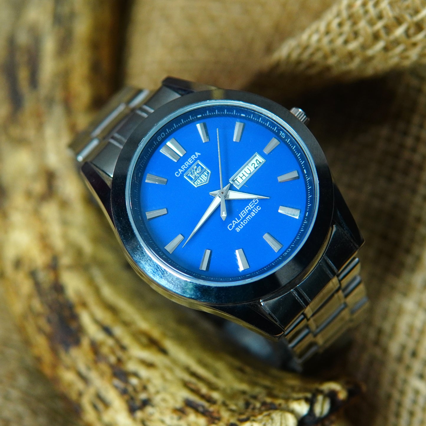 Carrera Calibre 5 – Luxury Swiss Watch M012