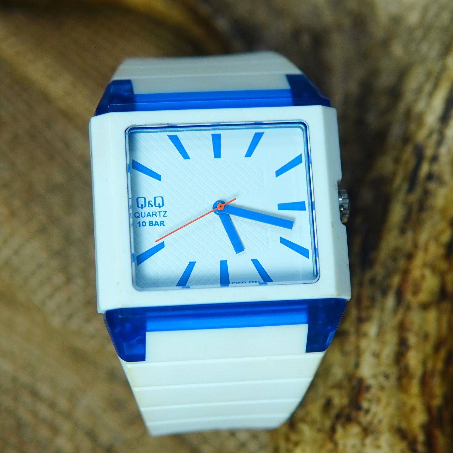 Q&Q Quartz Watch with Blue Accents Watch M021