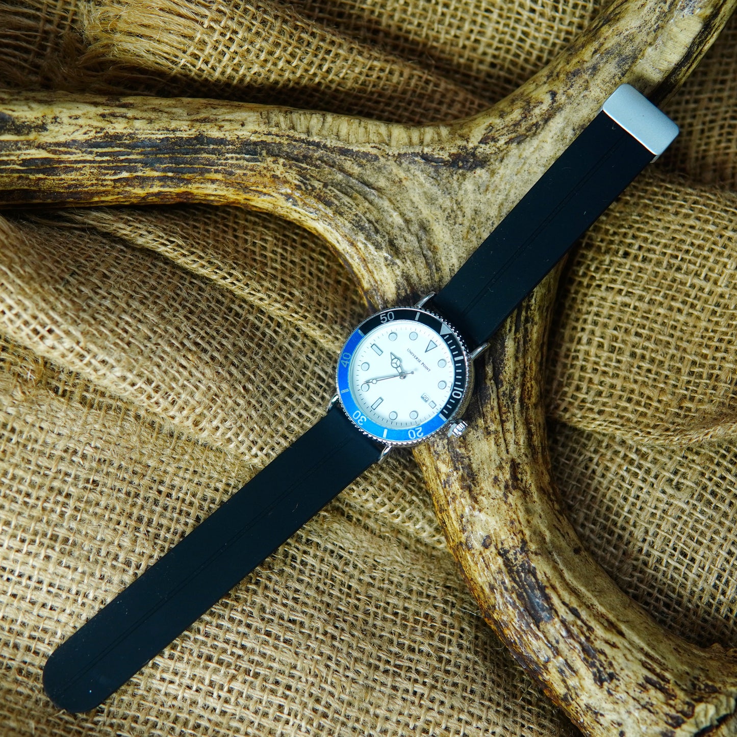 Prism Luxe - Magnet Strap series - High Quality Ultra Comfortable Straps & Finish M017