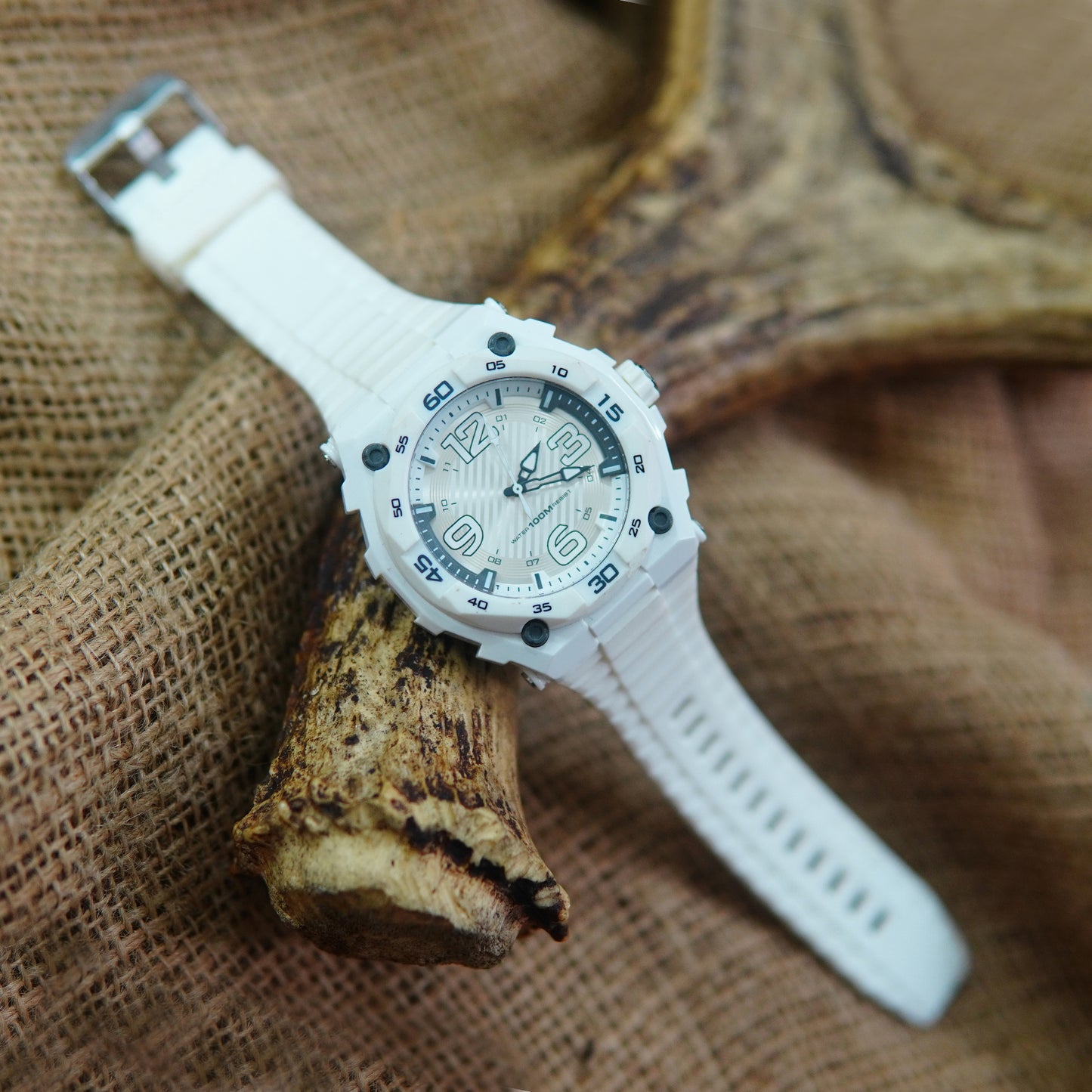 Wrist Young Watch 700M