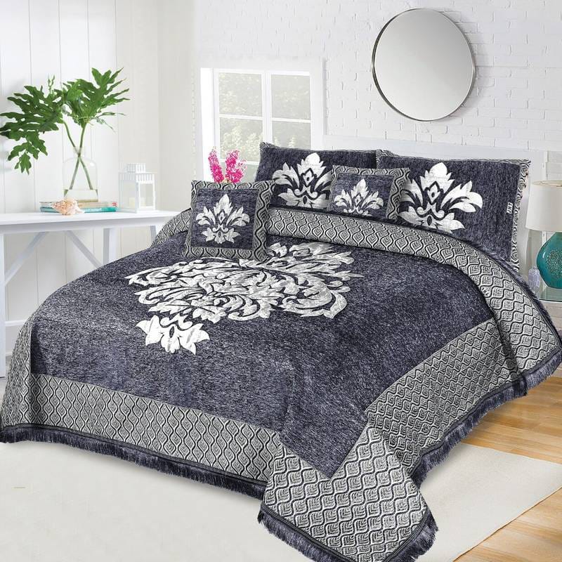 5 Piece Crown Style Velvet Jacquard Bedsheet Set