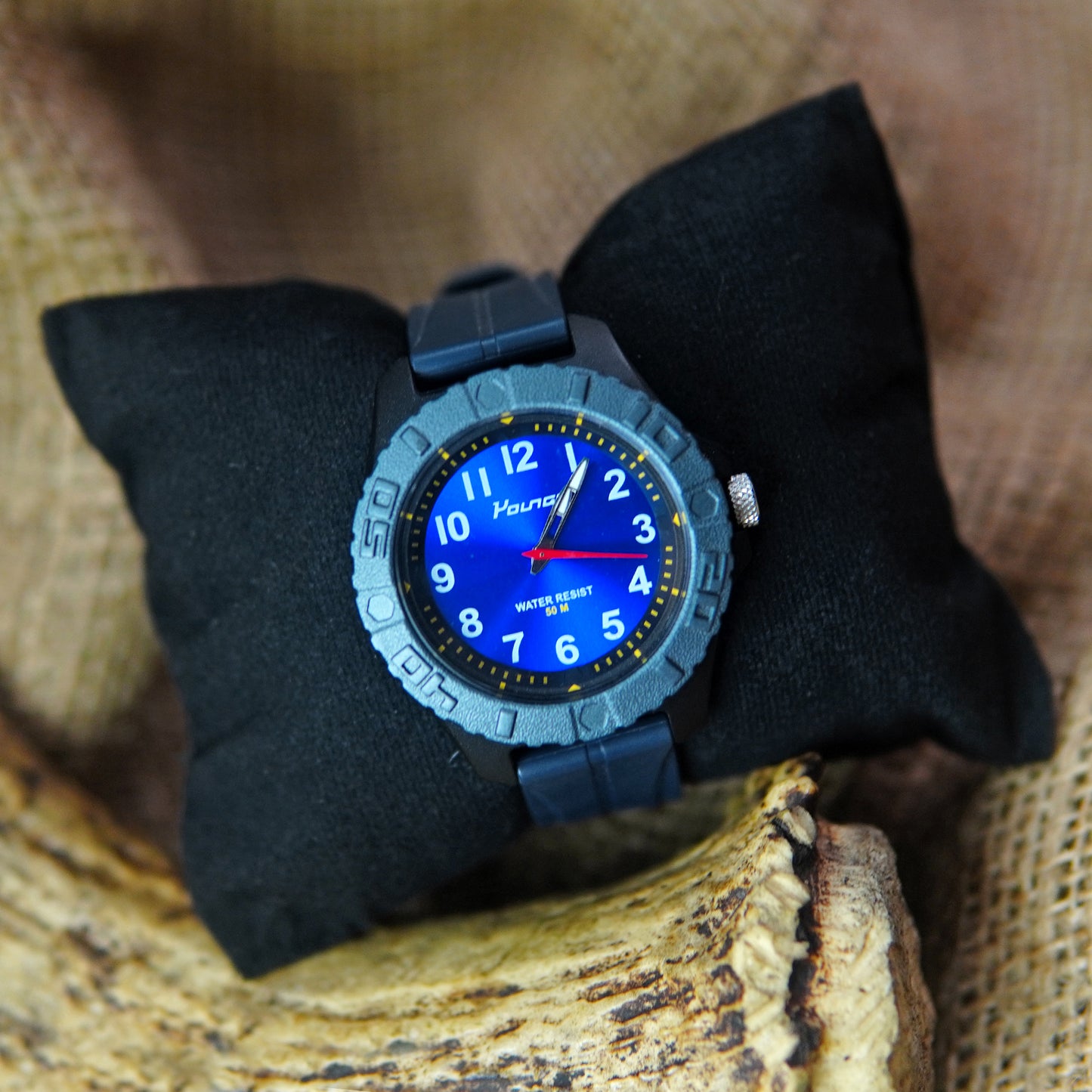 Wrist Young Watch 1100M